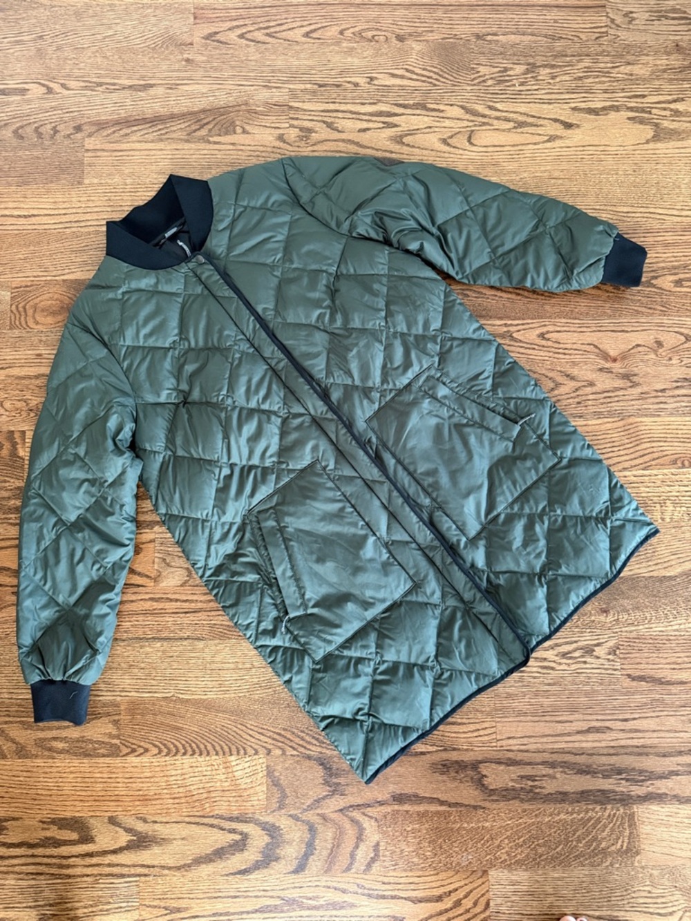 Eddie Bauer Down Quilted Bomber Puffer Jacket - Olive Green w/Black Trim